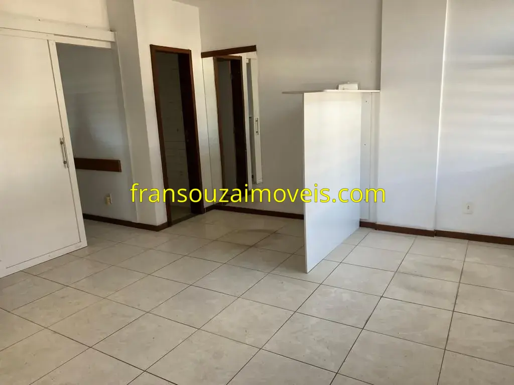 Sala comercial à venda de 39 m² na Avenida Antônio Carlos Magalhães (ACM), Salvador-BA